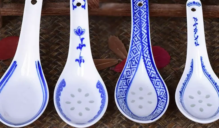 cucharas de porcelana