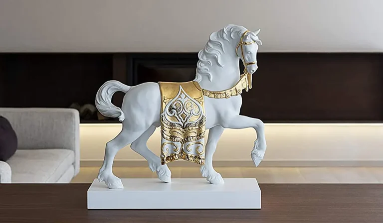 arte decorativo de caballos de porcelana